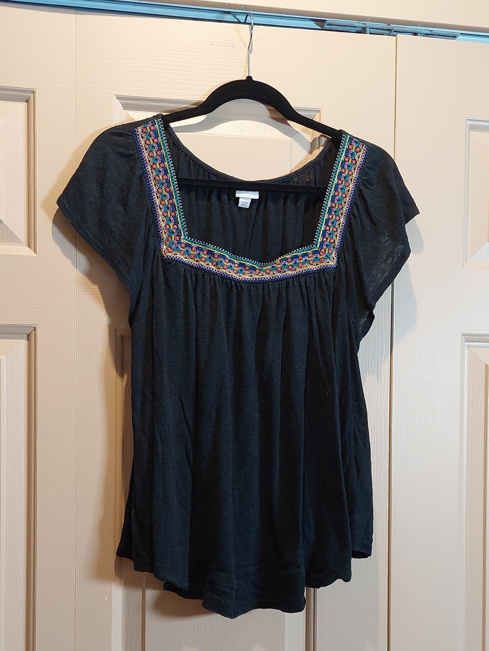 Merona Black Short-Sleeve Tunic with Colorful Embroidered Yoke